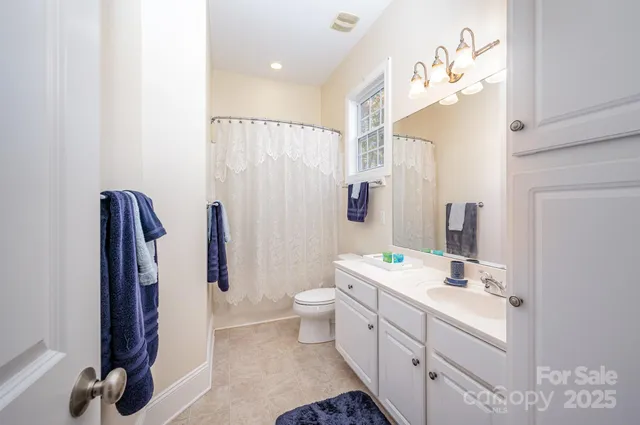 $675,000 | 4132 Belle Meade Circle, Belmont, NC 28012