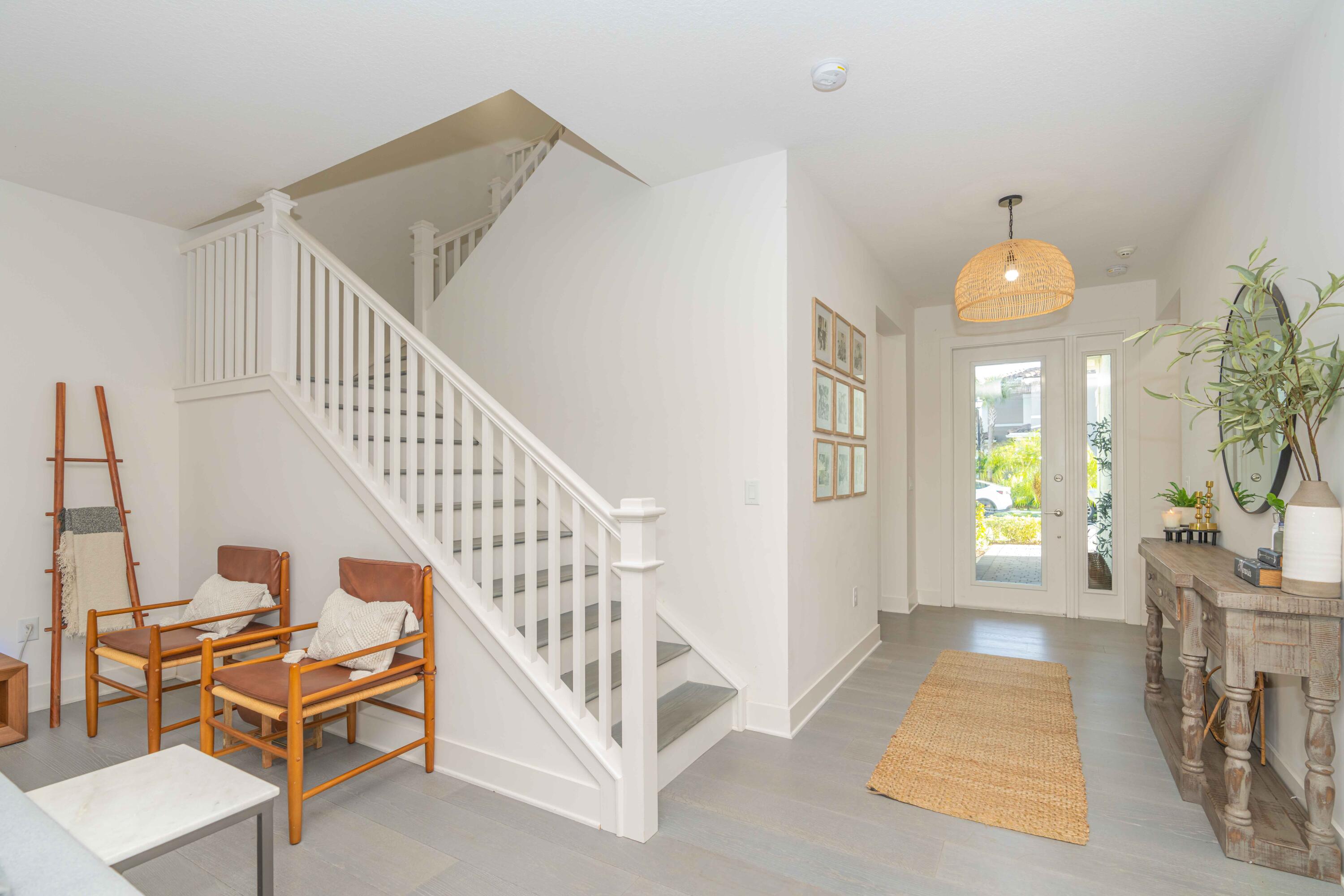 9591 Eagle River Road Delray Beach, FL 33446 - Photo 3 of 45 FOYER