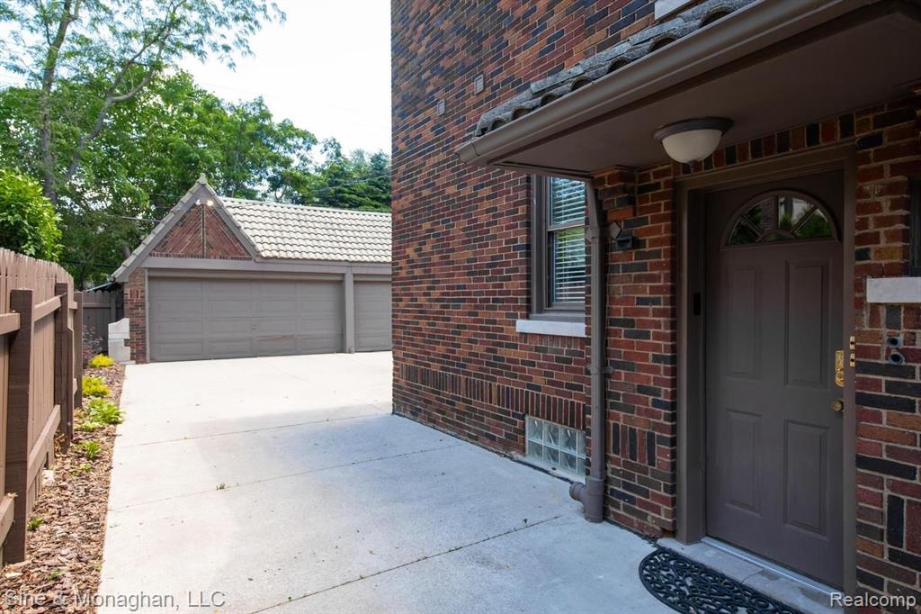 776 Trombley Road Grosse Pointe Park, MI 48230 - Photo 62 of 78