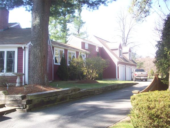 12 Batchelder Road Reading, MA 01867 - Photo 4 of 27 Gallery Image 4