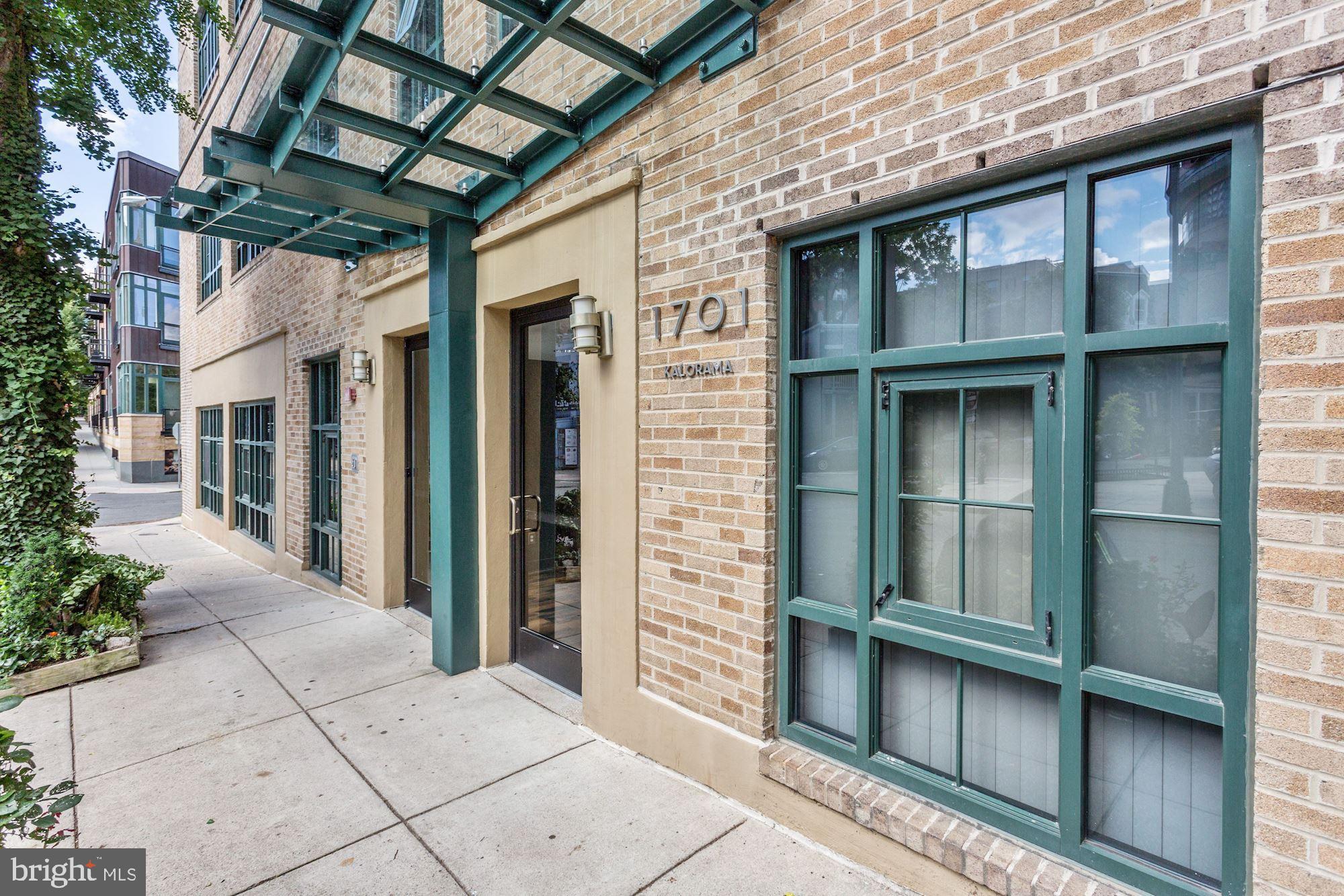 Fantastic location at 17th & Kalorama NW