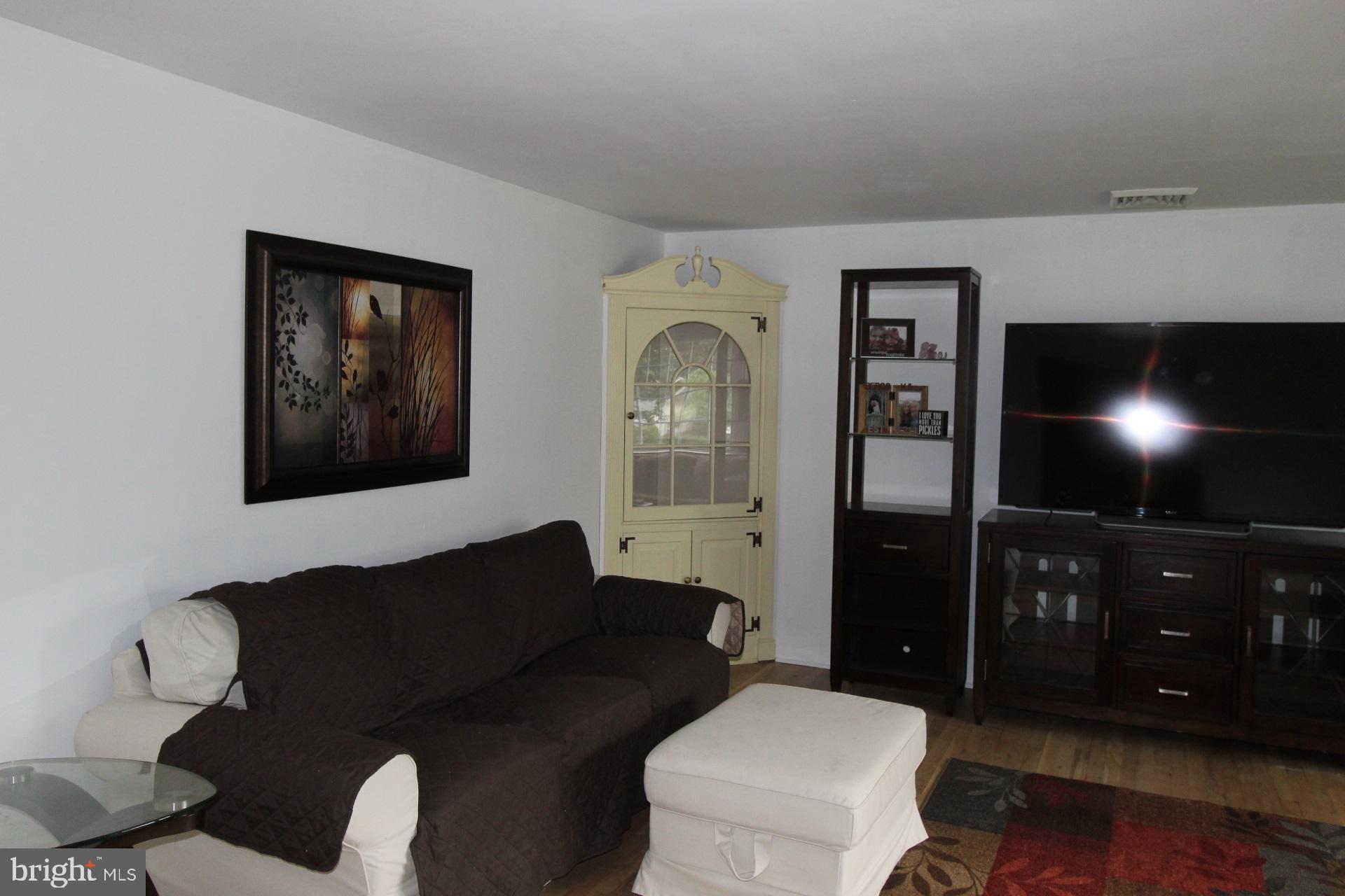 589 Moyer Road Souderton, PA 18964 - Photo 8 of 30 Gallery Image 8