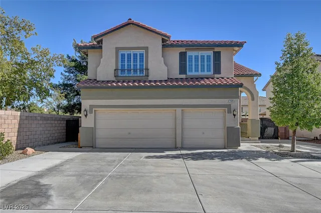 $680,000 | 2928 Indigo Haven Court, Las Vegas, NV 89117