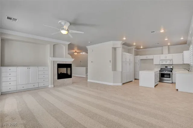 $680,000 | 2928 Indigo Haven Court, Las Vegas, NV 89117