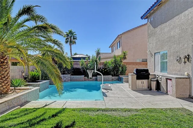 $680,000 | 2928 Indigo Haven Court, Las Vegas, NV 89117