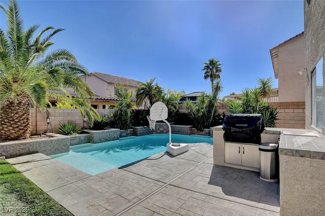 $680,000 | 2928 Indigo Haven Court, Las Vegas, NV 89117