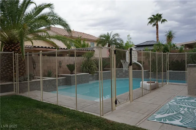 $680,000 | 2928 Indigo Haven Court, Las Vegas, NV 89117