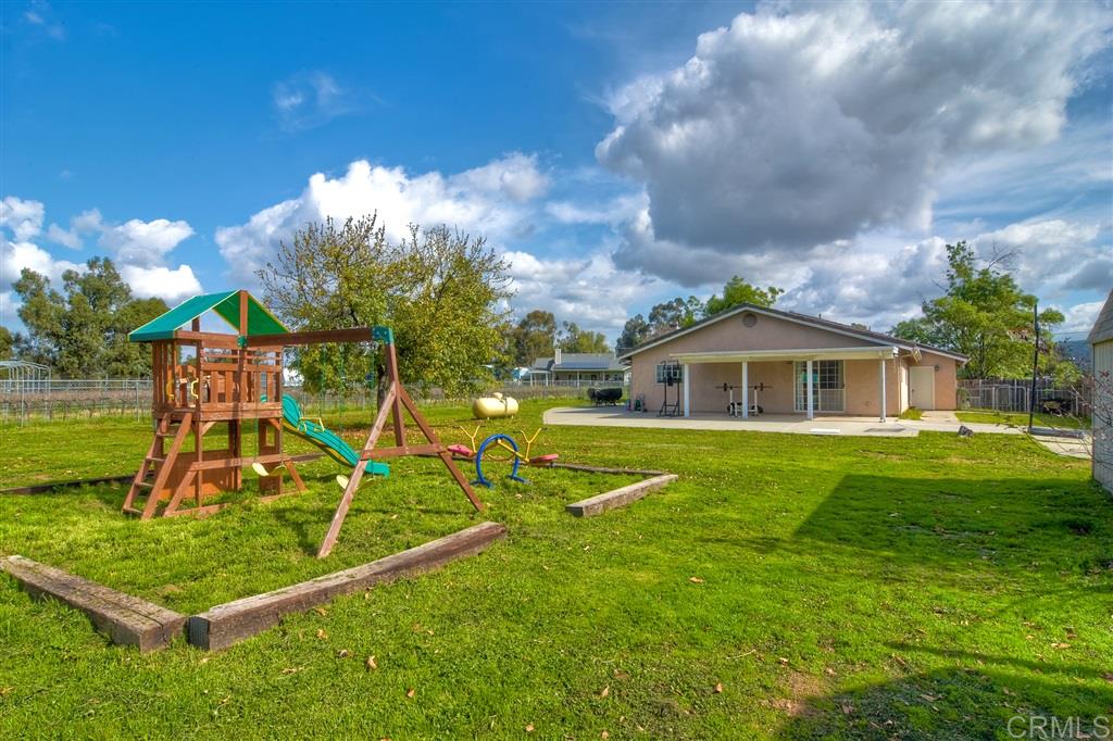 1355 Ashley Road Ramona, CA 92065 - Photo 21 of 25 Gallery Image 21
