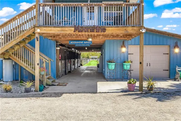 a view of outdoor space