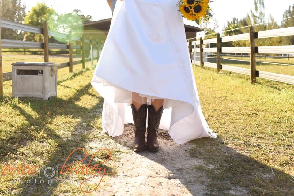 6050 Stringfellow Road St. James City, FL 33956 - Photo 10 of 23 Great wedding venue