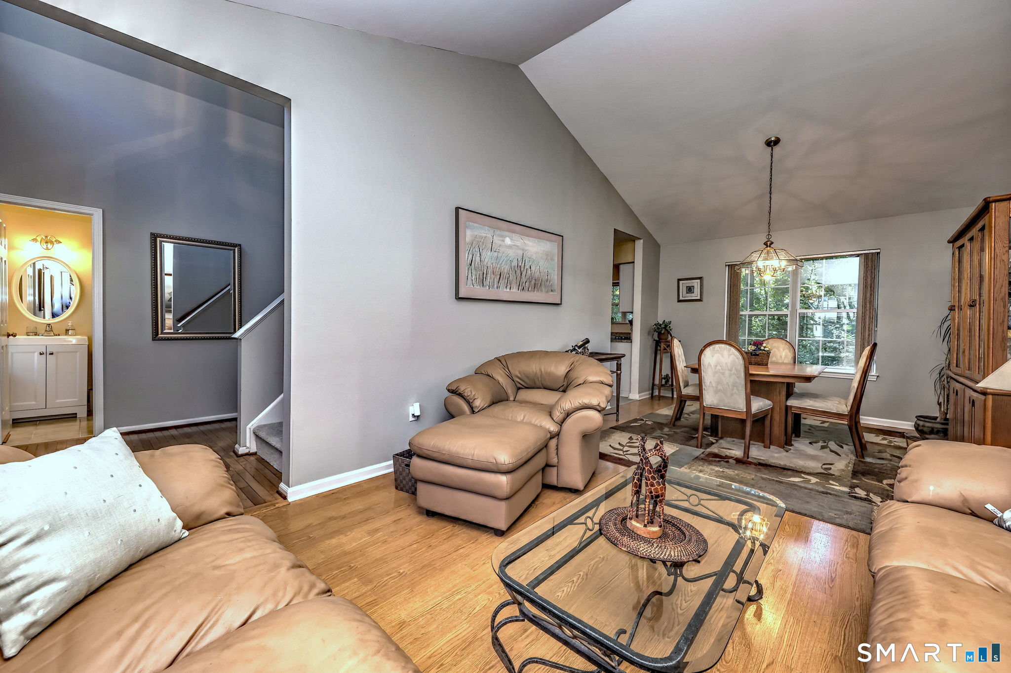 39 Lookout Hill Road Milford, CT 06461 - Photo 5 of 40