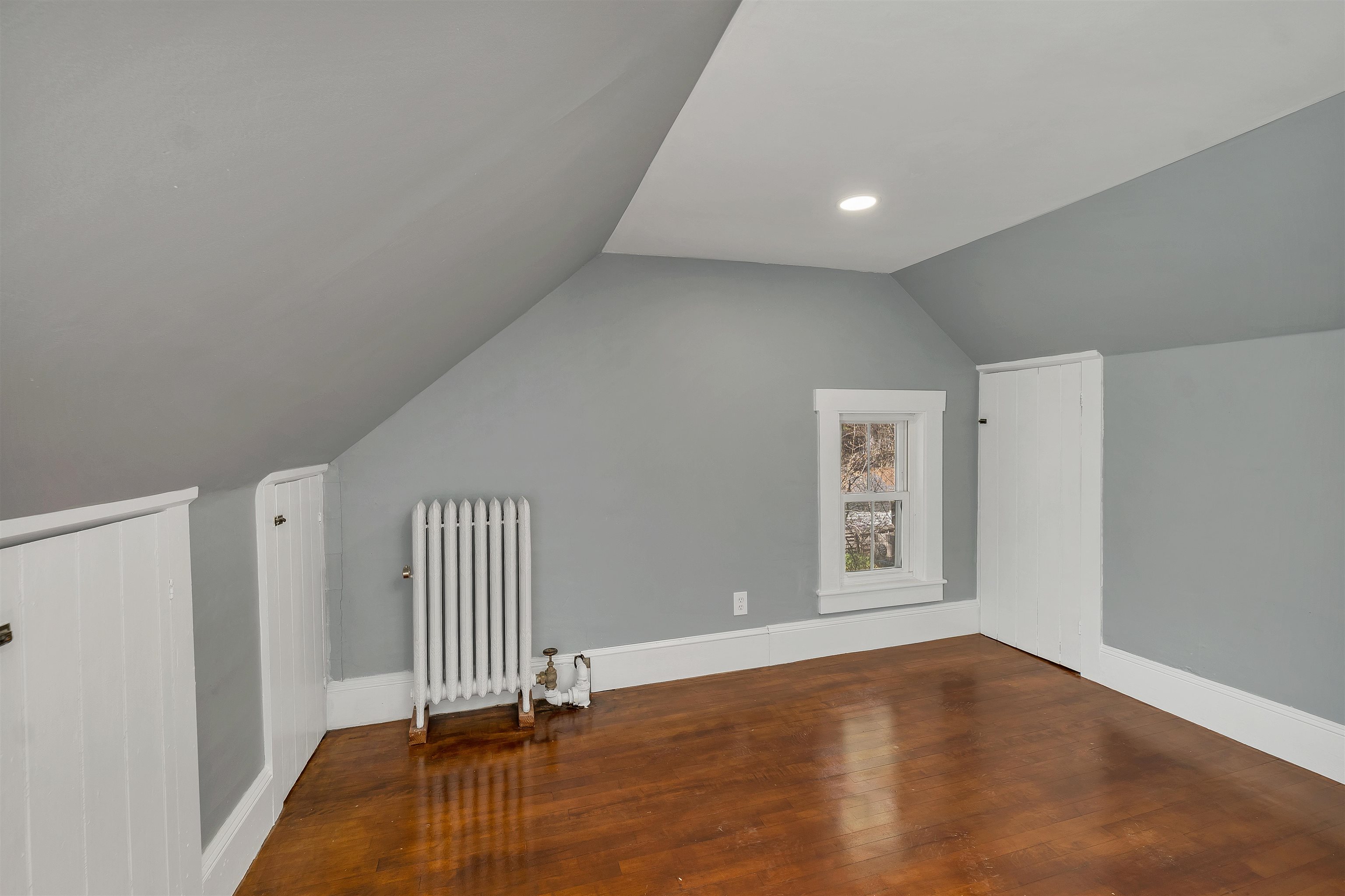 96 Elm Street Whitefield, NH 03598 - Photo 7 of 35
