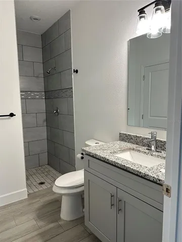 $2,000 | 601 Lake Shore Parkway, Davenport, FL 33896