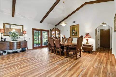 $1,250,000 | 5600 Southwest 195th Terrace, Southwest Ranches, FL 33332