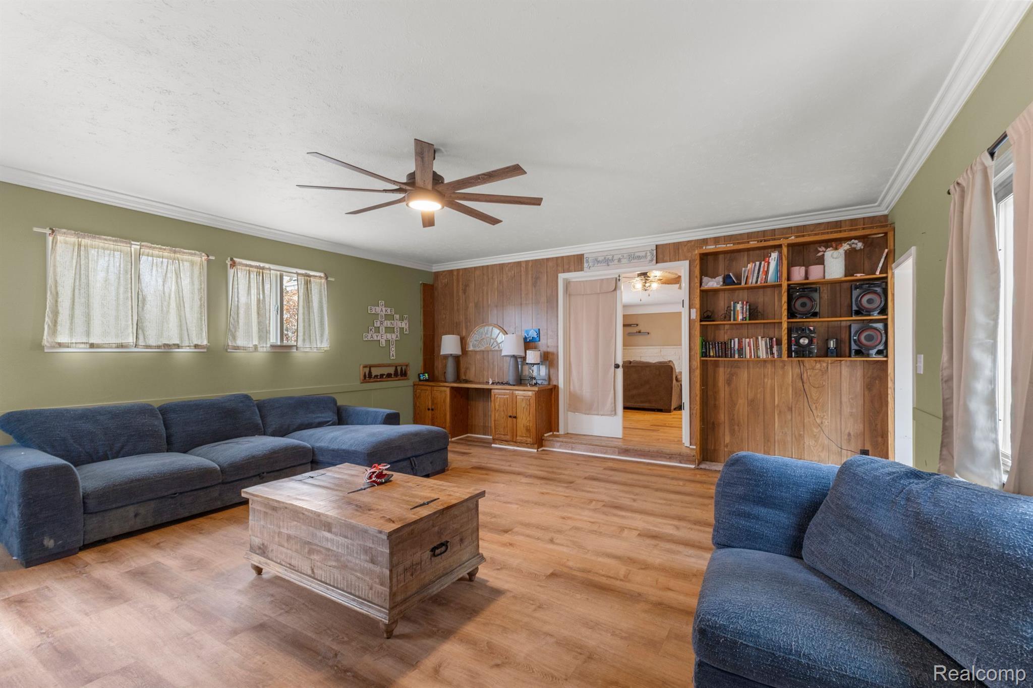 33930 Playview Court Farmington, MI 48331 - Photo 24 of 49 Gallery Image 24