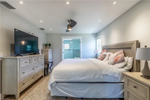 $595,000 | 2237 Kings Lake Boulevard, Naples, FL 34112