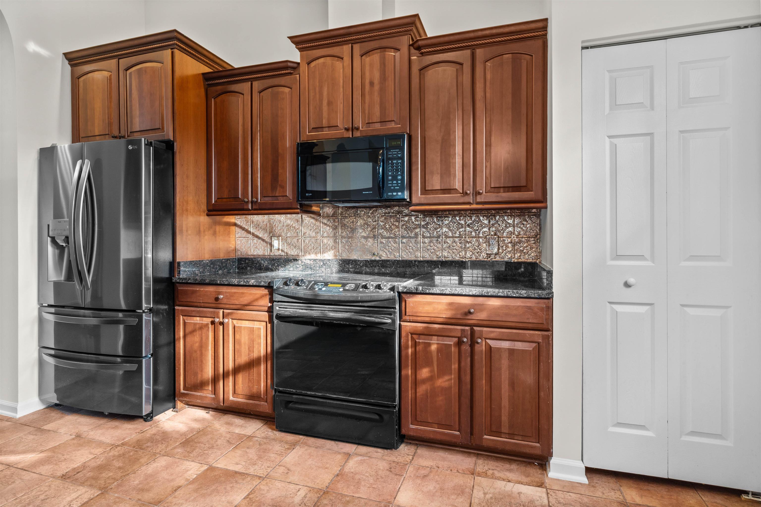 147 Sugar Loaf Lane Murrells Inlet, SC 29576 - Photo 7 of 45
