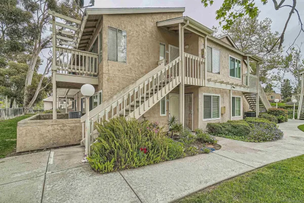 $420,000 | 675 Diamond Way, Unit 137, Vista, CA 92083