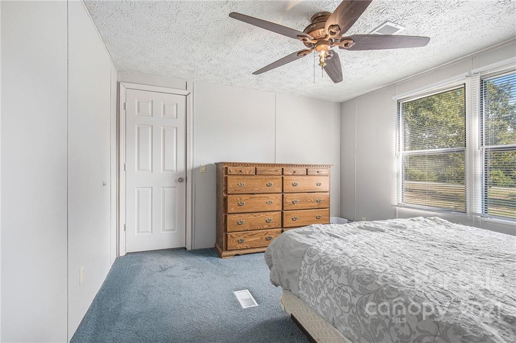 2170 Hahn Road Mount Pleasant, NC 28124 - Photo 17 of 33 Gallery Image 17