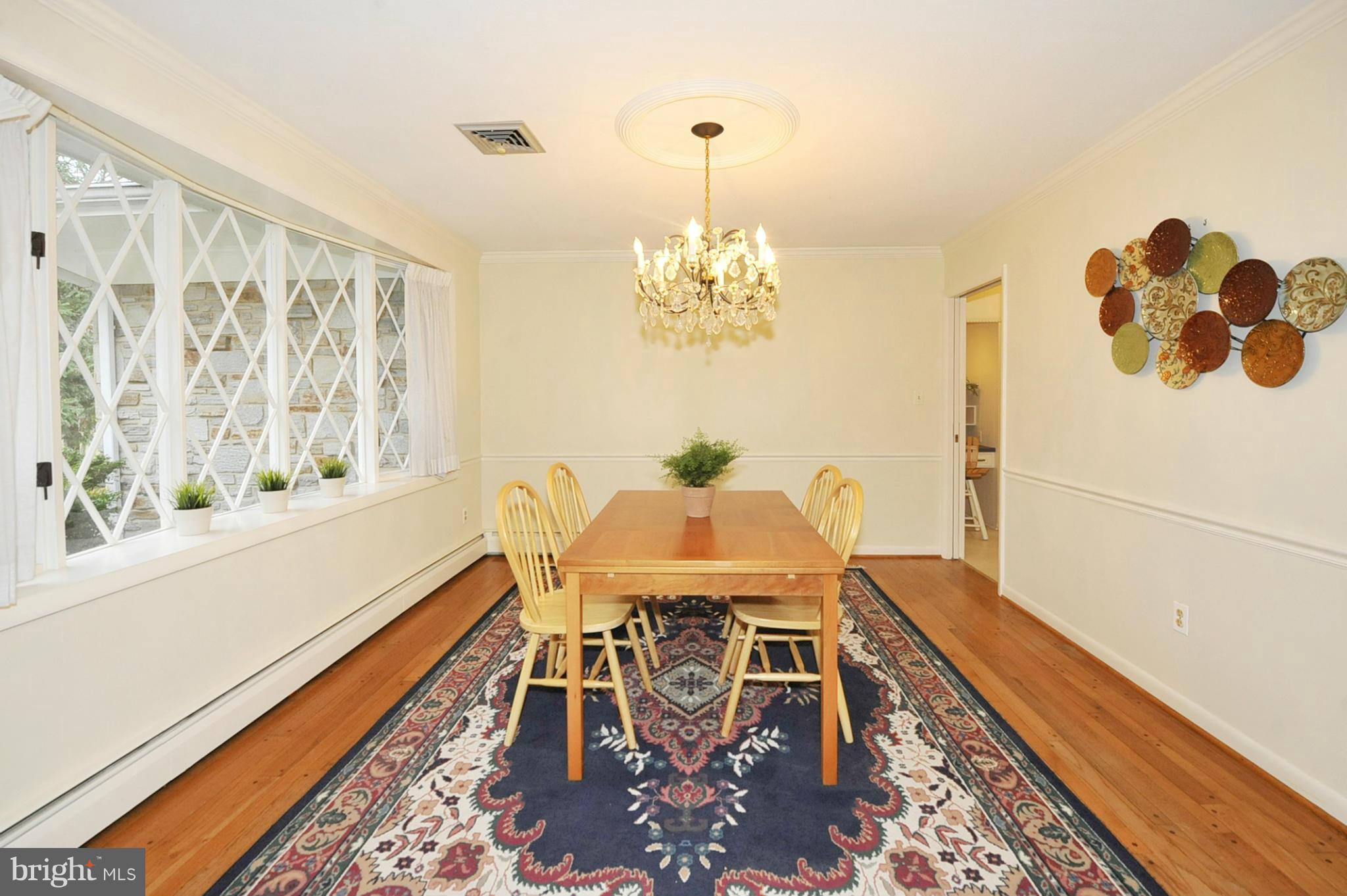14708 Harold Road Silver Spring, MD 20905 - Photo 4 of 25 Dining Room