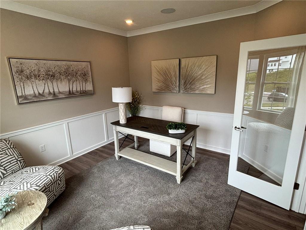160 Raphael Court Clinton, PA 15026 - Photo 11 of 19 a living room with a couch and a table