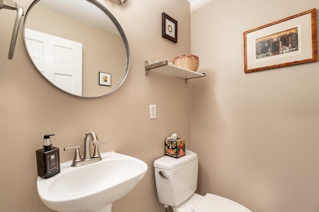 58 Colonial Road Sudbury, MA 01776 - Photo 15 of 35 Gallery Image 15