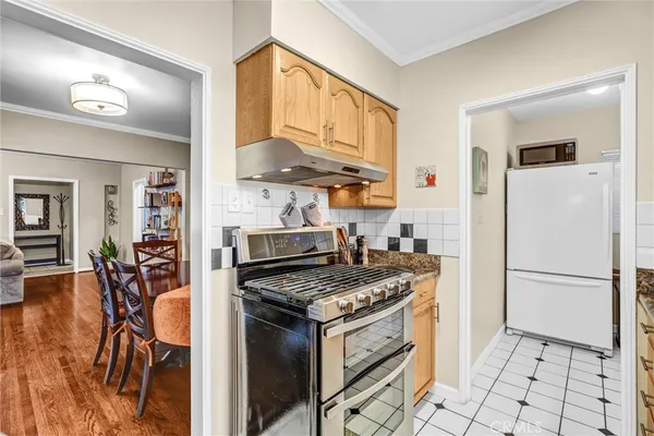 $4,500 | 1130 North Cordova Street, Burbank, CA 91505