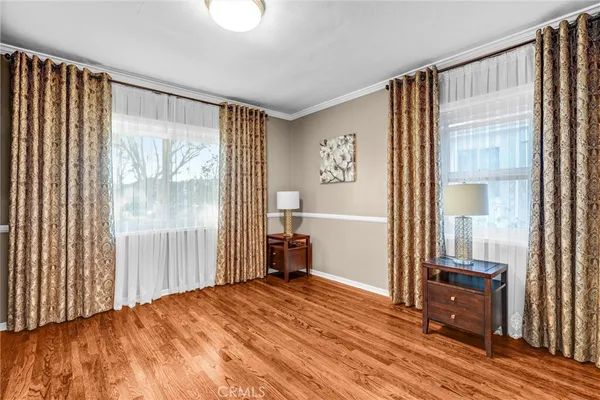 $4,500 | 1130 North Cordova Street, Burbank, CA 91505