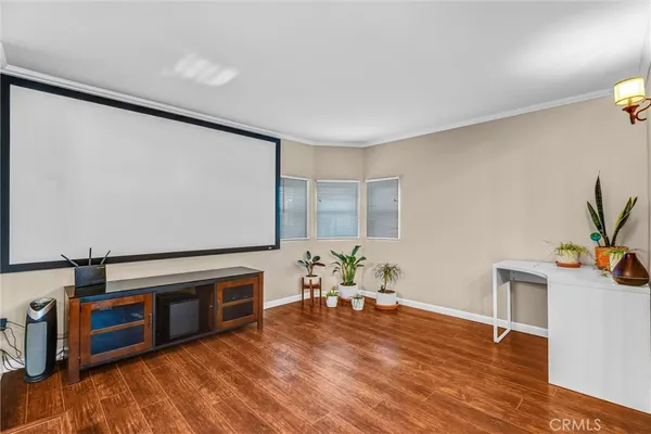 $4,500 | 1130 North Cordova Street, Burbank, CA 91505