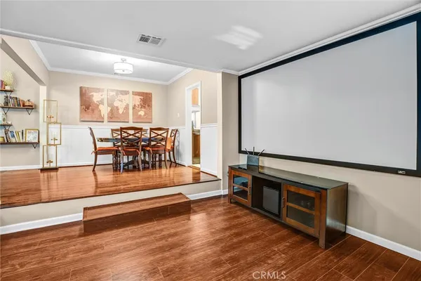 $4,500 | 1130 North Cordova Street, Burbank, CA 91505