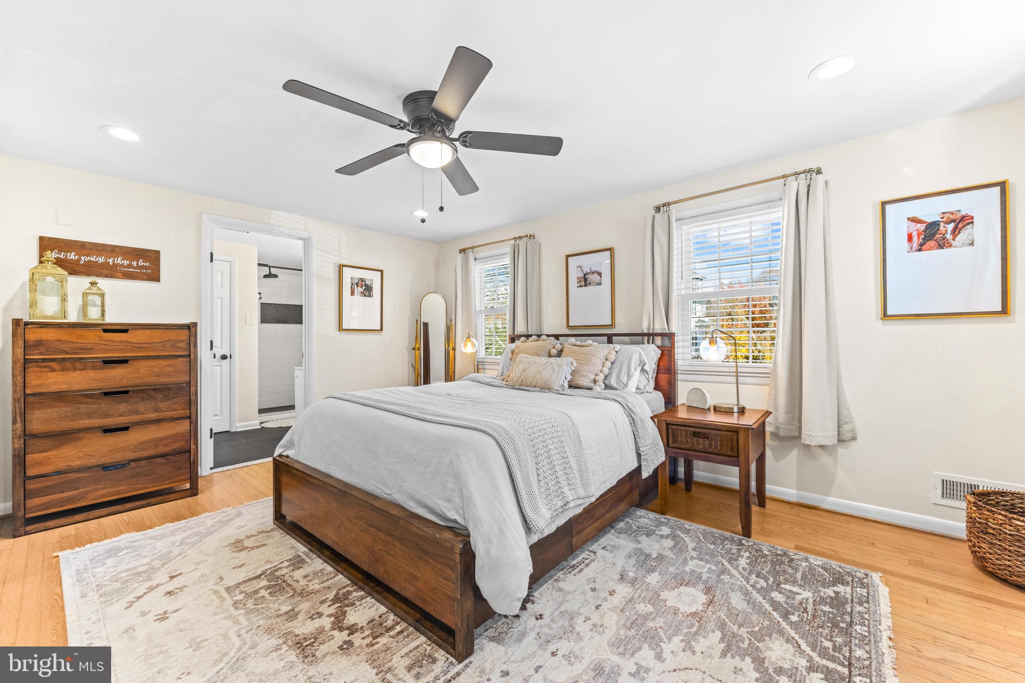 519 Dunkirk Road Baltimore, MD 21212 - Photo 15 of 41 Primary bedroom with en suite