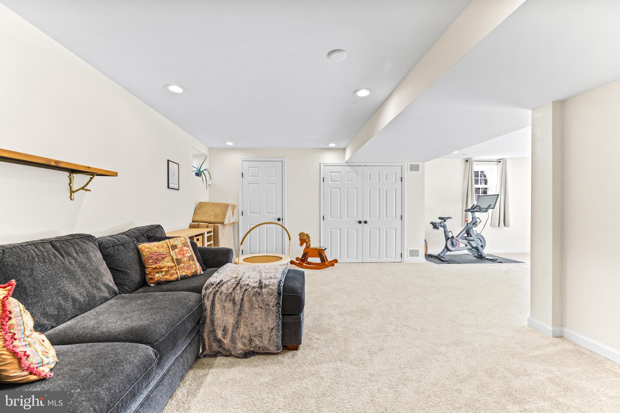 519 Dunkirk Road Baltimore, MD 21212 - Photo 29 of 41 Dry Lower level with sump pump