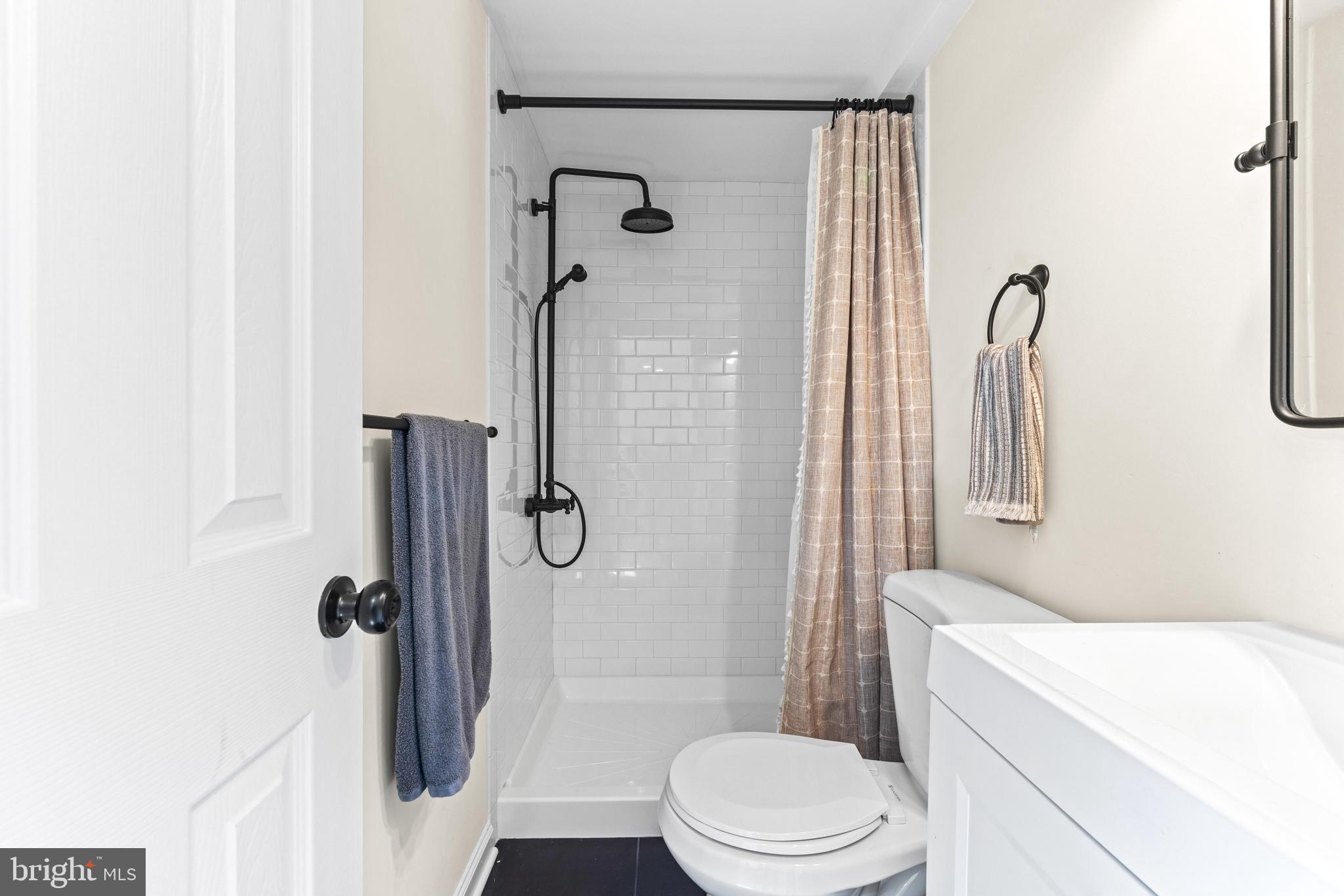 519 Dunkirk Road Baltimore, MD 21212 - Photo 34 of 41 Lower level bathroom