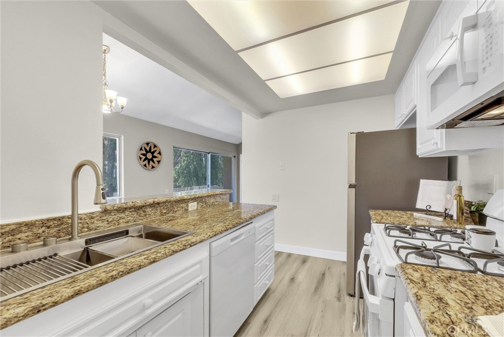 16040 Leffingwell Road, Unit 30 Whittier, CA 90603 - Photo 14 of 25 Designer sink with plenty of workspace