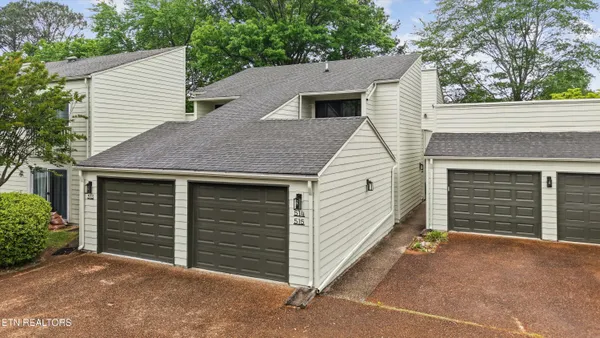 $330,000 | 514 Lost Tree Lane, Knoxville, TN 37934