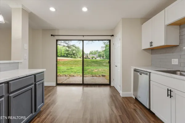 $330,000 | 514 Lost Tree Lane, Knoxville, TN 37934