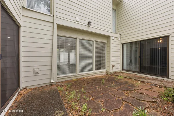 $330,000 | 514 Lost Tree Lane, Knoxville, TN 37934