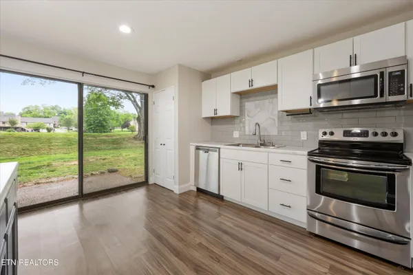 $330,000 | 514 Lost Tree Lane, Knoxville, TN 37934