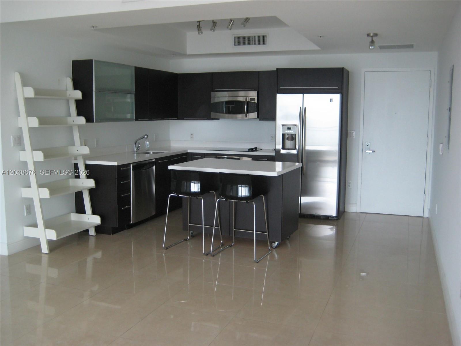 90 Southwest 3rd Street, Unit 4311 Miami, FL 33130 - Photo 2 of 33