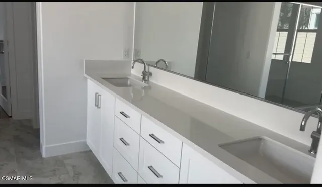 a view of room with an empty space