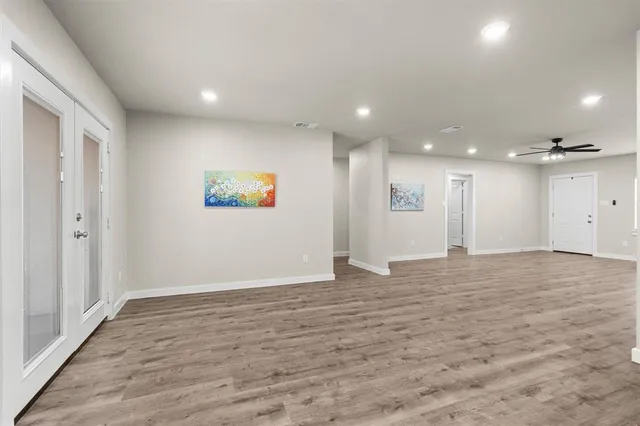 $320,000 | 420 Huntingdon Drive, Irving, TX 75061