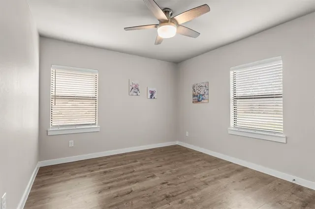 $320,000 | 420 Huntingdon Drive, Irving, TX 75061