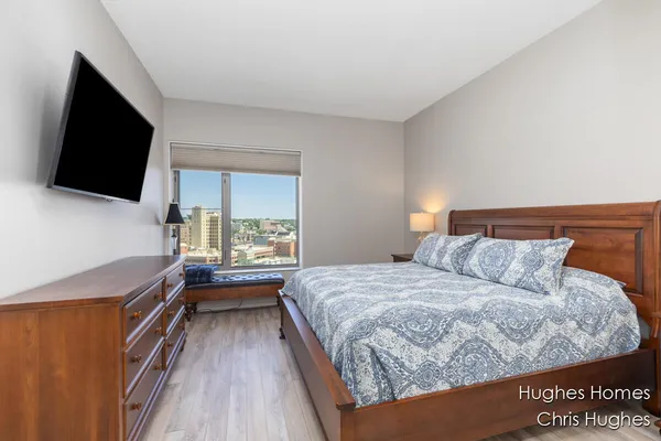 $319,900 | 118 Campau Avenue Northwest, Unit 1704, Grand Rapids, MI 49503