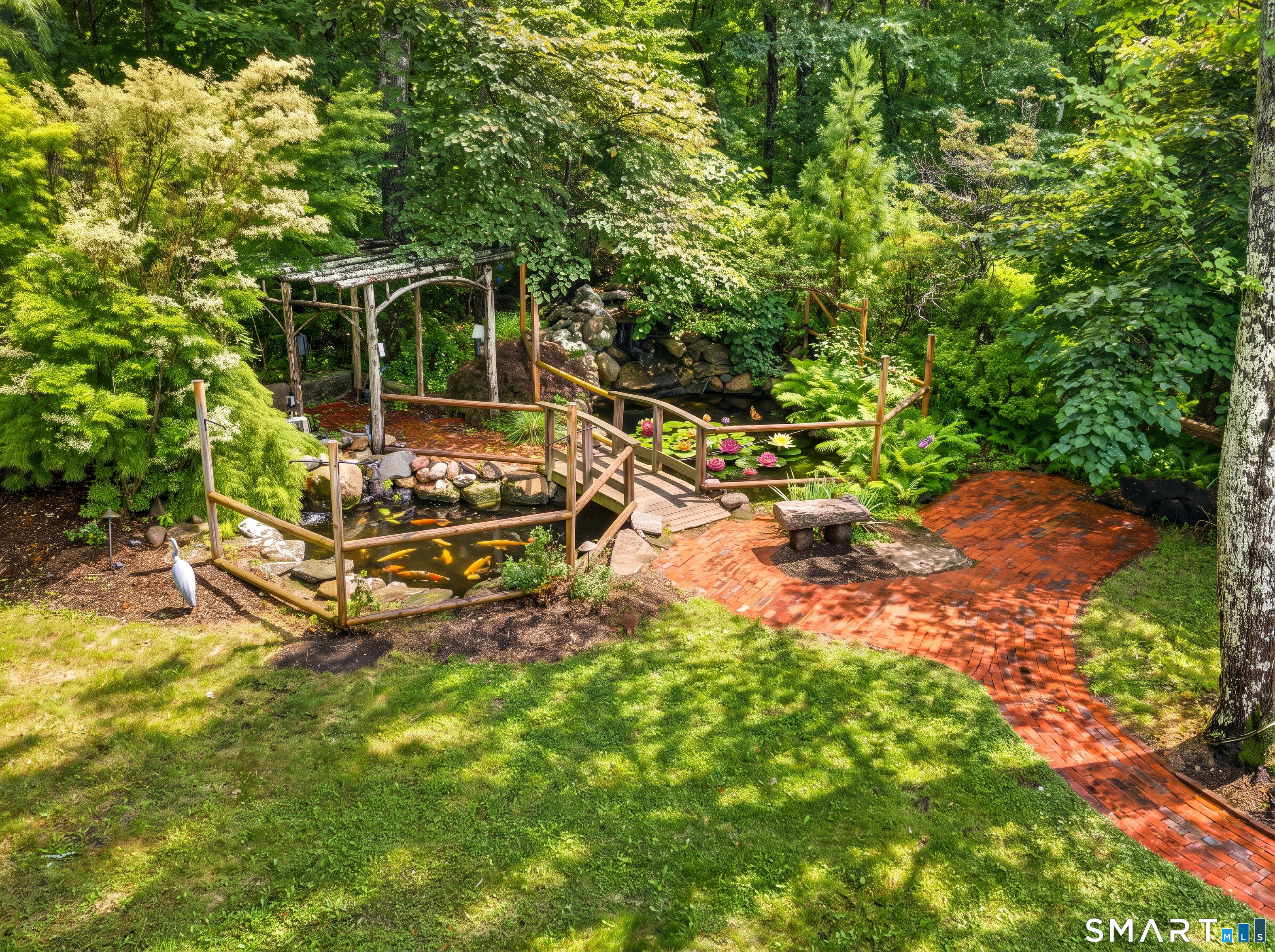 16 Cardinal Road East Lyme, CT 06333 - Photo 5 of 38