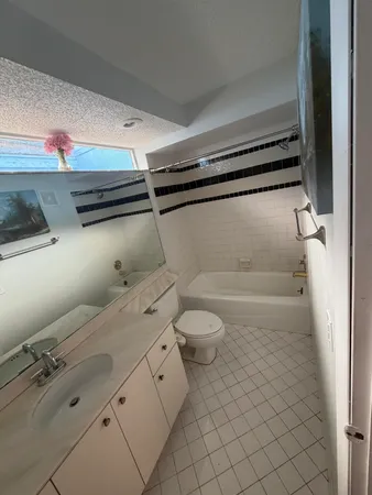 $2,900 | 10343 Greenhouse Road, Pembroke Pines, FL 33026