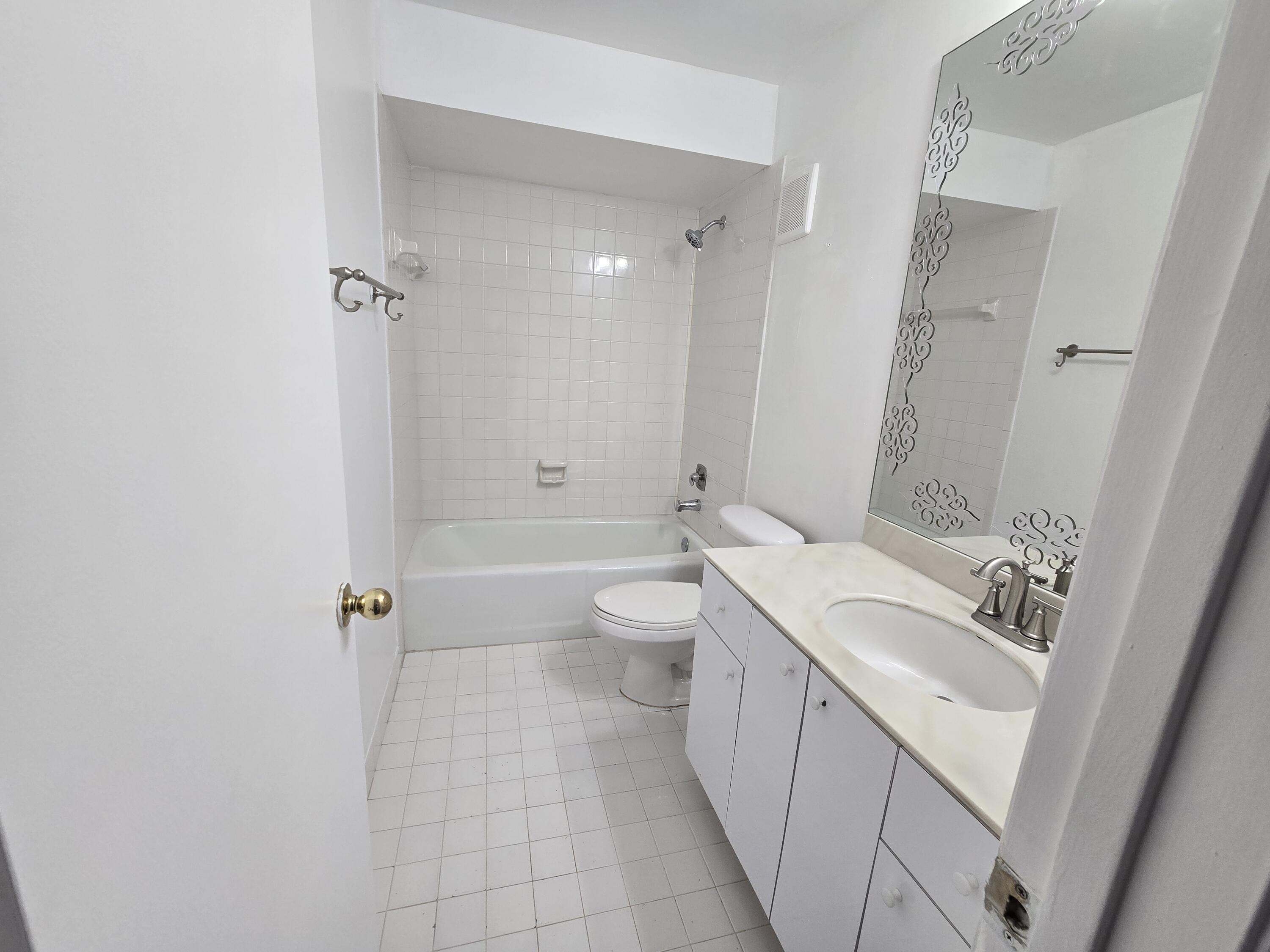 10343 Greenhouse Road Pembroke Pines, FL 33026 - Photo 24 of 42 1000051895