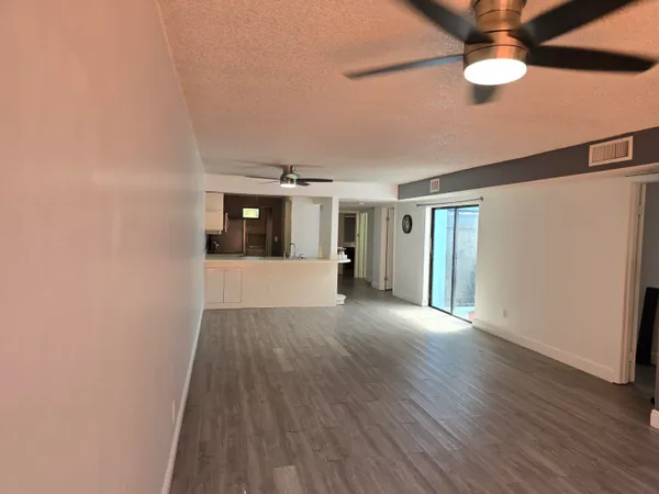 $2,900 | 10343 Greenhouse Road, Pembroke Pines, FL 33026