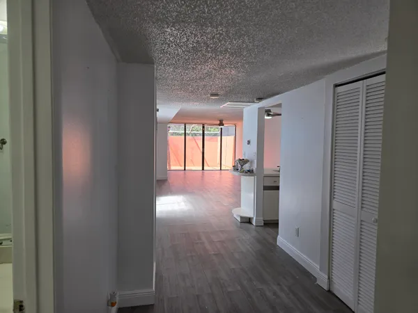 $2,900 | 10343 Greenhouse Road, Pembroke Pines, FL 33026