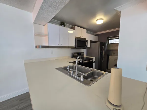 $2,900 | 10343 Greenhouse Road, Pembroke Pines, FL 33026