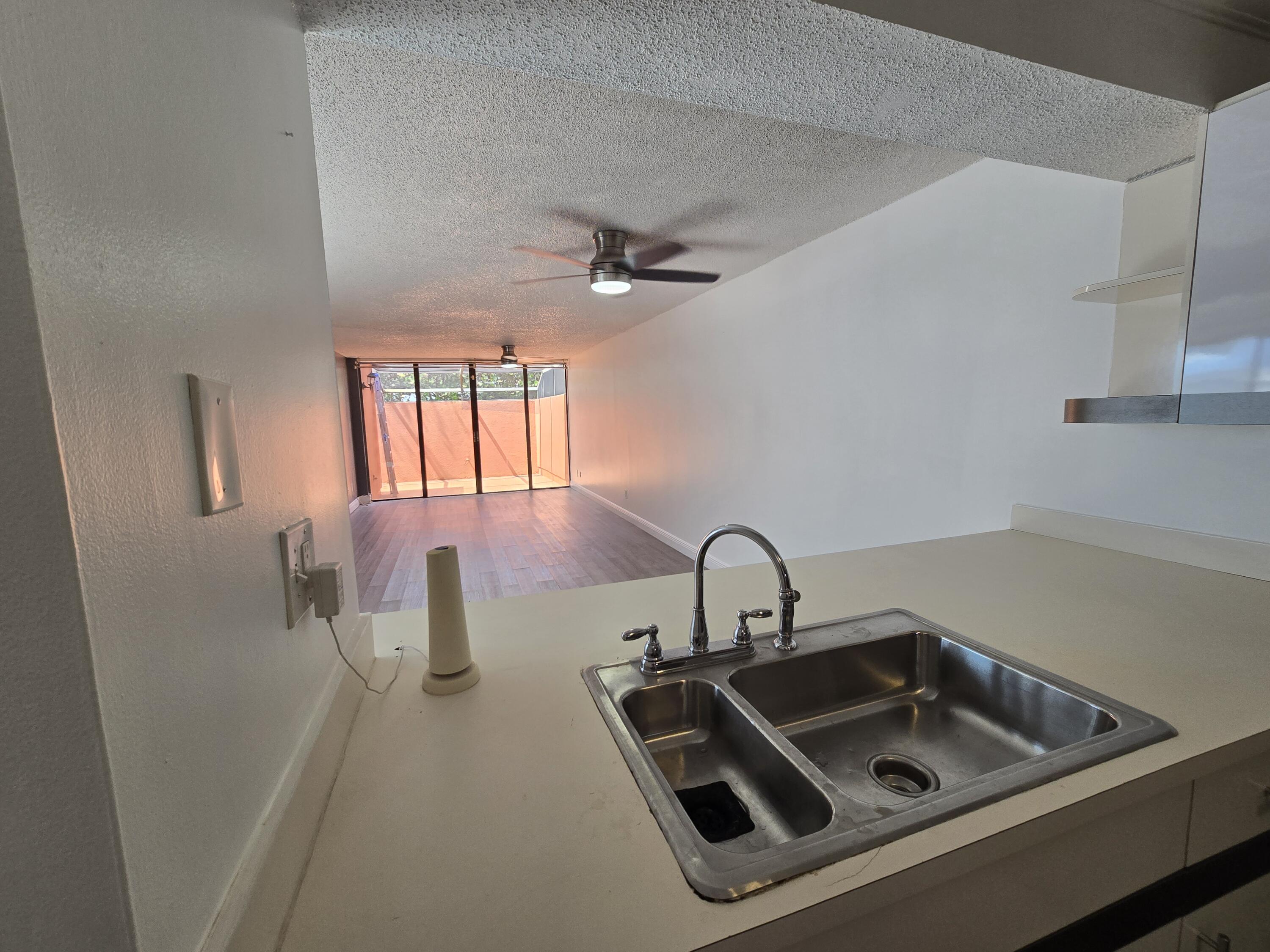 10343 Greenhouse Road Pembroke Pines, FL 33026 - Photo 32 of 42 1000051933